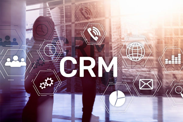 مدیریت ارتباط با مشتری یا CRM چیست؟ و چه کاربردی دارد؟ | پرگاس